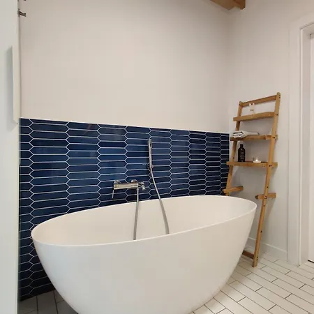 Dom Szumia Wierzby בית נופש *